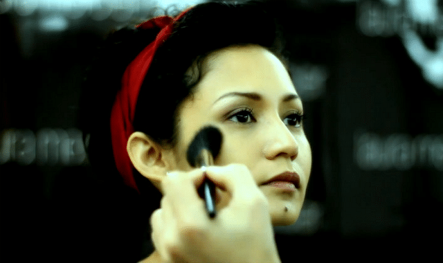 Makeup tutorial: Flawless face nude look